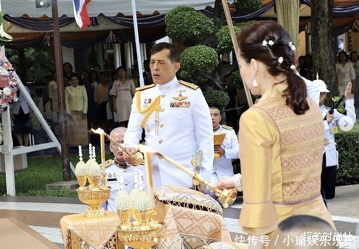 脸型|苏提达又换新发型!梳黑长直像年轻十岁,气质不输年轻时的诗妮娜