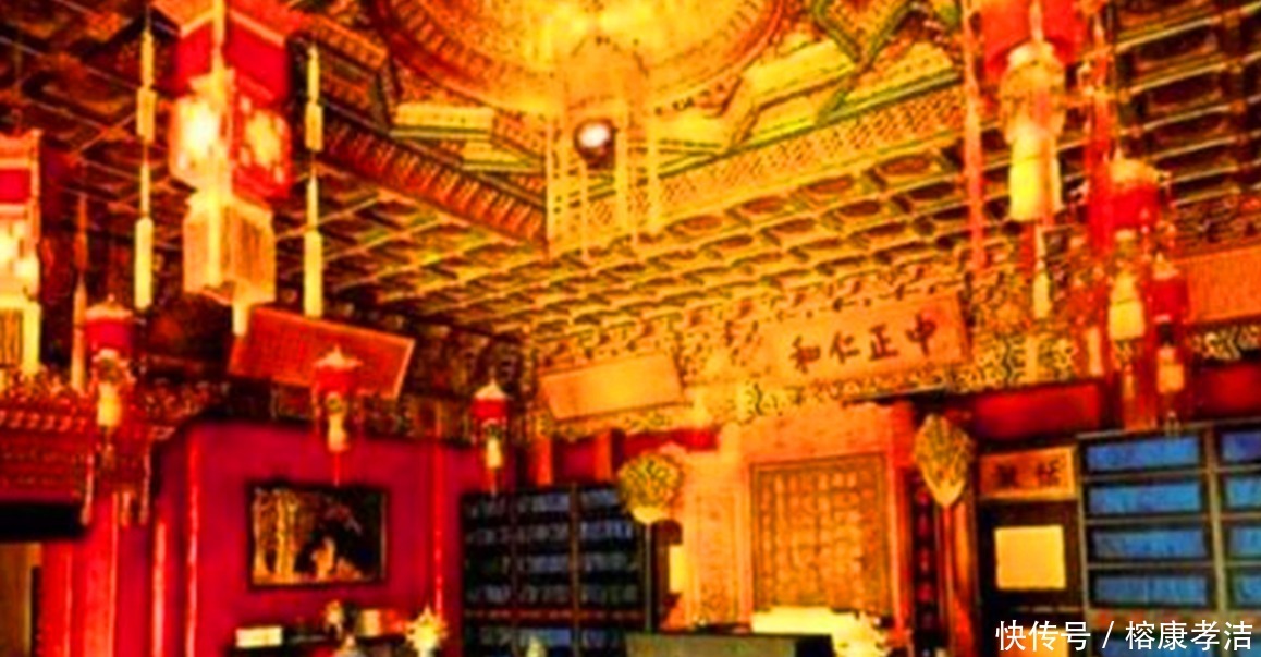 养心殿为什么终年潮湿阴冷?专家敲开地砖之后,对古人赞叹不已