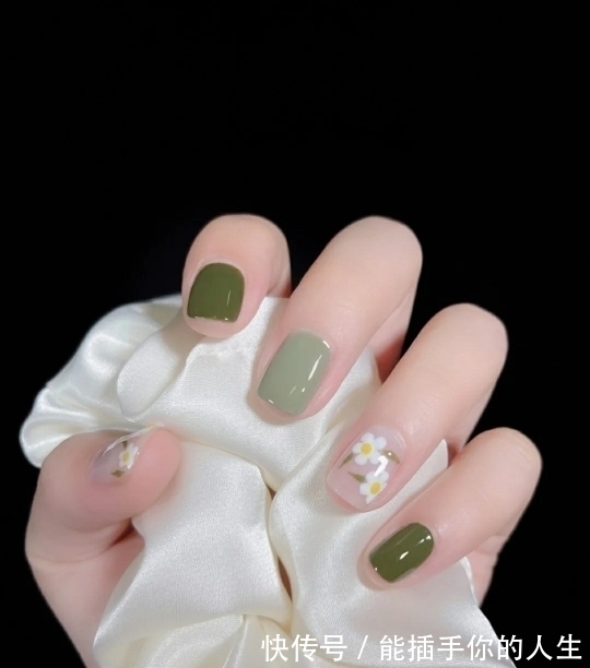 夏日|夏日里的小清新美甲,唯美百搭又时尚,款式多样可以自由选择