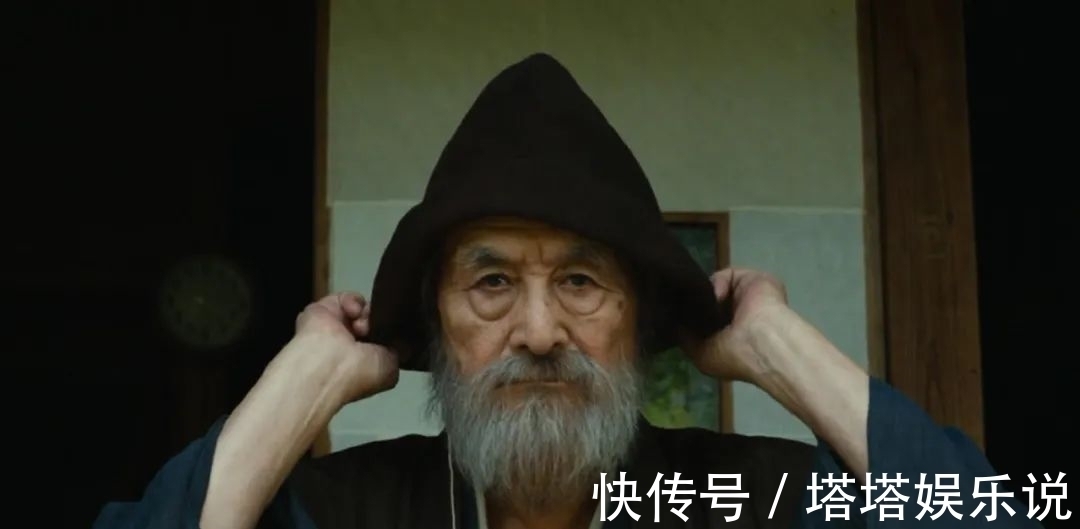 老顽童#他94岁,已经30年没出门了,种花养鸟,一副画卖上百万元