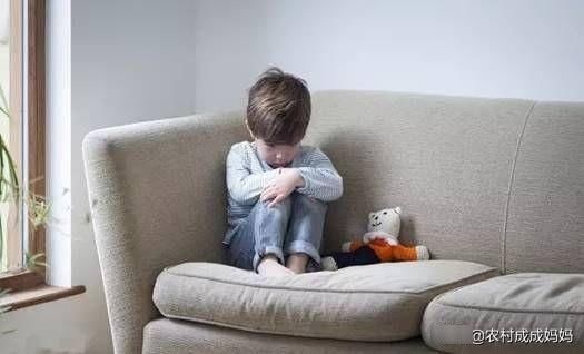 母乳|12岁还戒不掉母乳,15岁还和母亲睡一起,这样的男孩太吓人