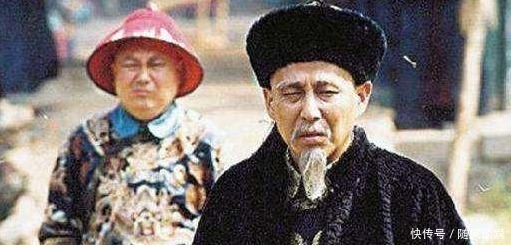 宠爱|他是康熙的老来子,不仅受到父皇宠爱,剩下的皇帝也都善待他