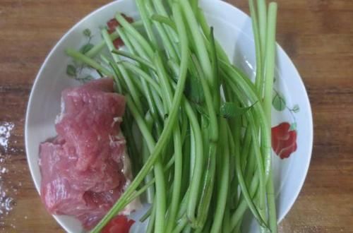  里脊肉|冬季，遇见这菜别手软，简单炒一炒，美味下饭，不懂吃太可惜