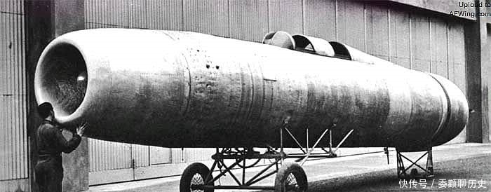 世界第二款上天的喷气式飞机，属于二战中表现一塌糊涂的意大利