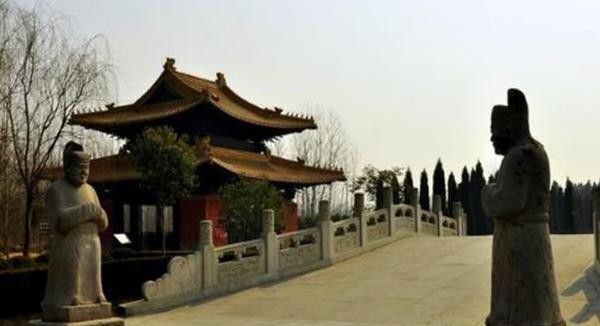 后世|中国最牛祖坟,后世出了16位皇帝,至今无人敢盗,修高铁也绕着走