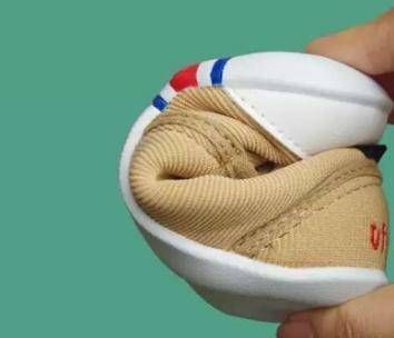 老母亲|好的步行鞋和你不穿的鞋是一样的。如何选择它们?