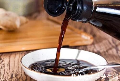 食醋|喝醋能降低血脂, 软化血管 今天就给大家科普一下!