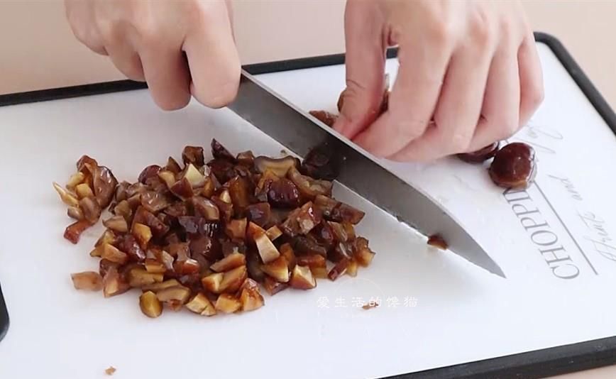 好吃不腻的布朗尼蛋糕，做法原来这么简单，拌一拌就能烤，太香了