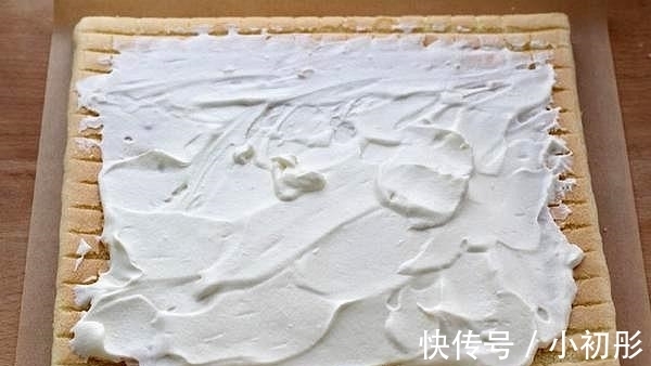 烤盘|奶油蛋糕不用买，手把手教你做，细腻香甜吃着更放心