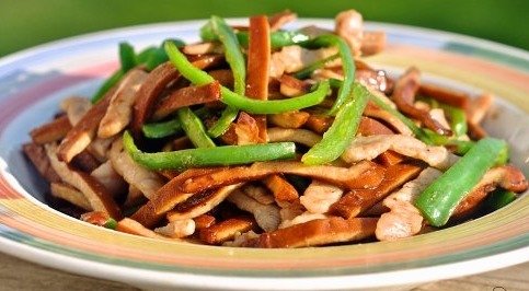 青椒炒香干|制作简单,纯素食材,养胃补钙,美味又下饭,孩子也不挑食了