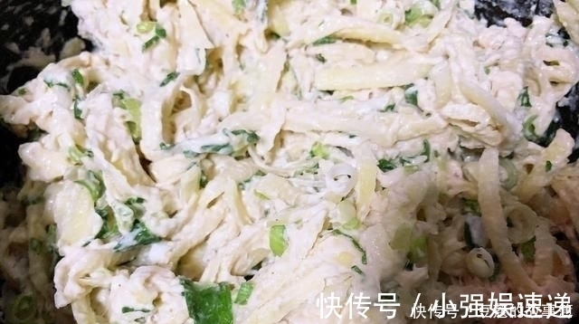 黏液蛋白|我家用土豆做它，上锅一蒸，松软入味，两天必做一次，老妈特爱吃