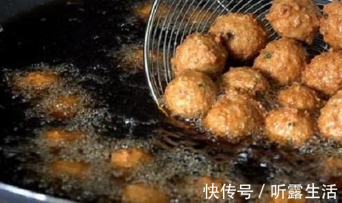 淀粉|过年炸丸子,别只会傻傻加淀粉,牢记这3放,鲜香酥脆,立刻光盘