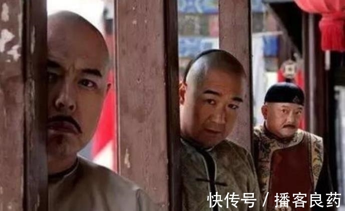 寸土寺$纪晓岚出联:寸土寺内少女妙,乾隆大怒,他却说:只有和珅能对出