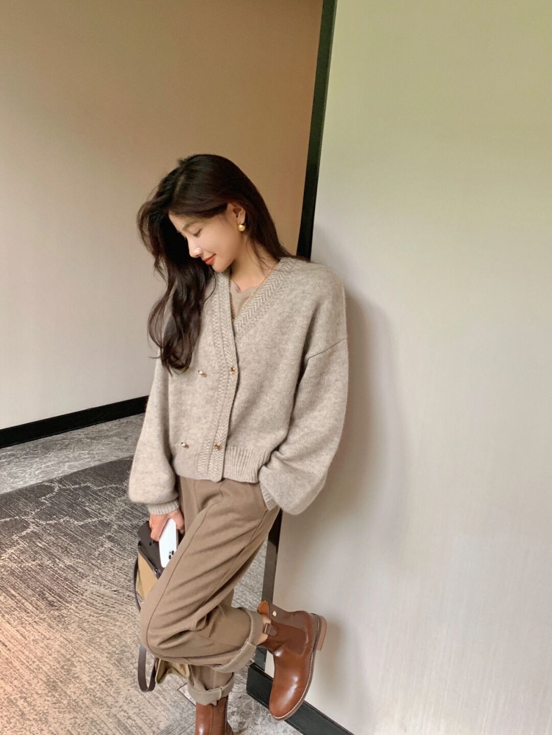 针织衫 秋季穿搭没头绪?试试这些保暖洋气的气质穿搭,日常实用又百搭