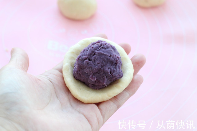 淀粉酶|山药加紫薯做成松软小饼，营养翻倍有益身体健康，比包子馒头简单
