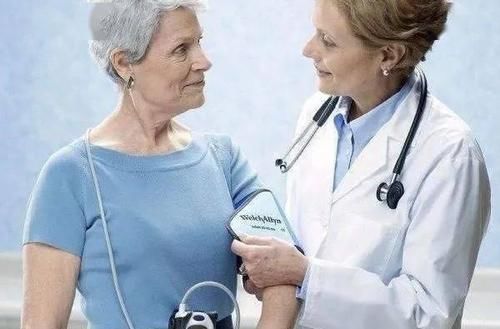 测量血压|高血压的人,一天24小时什么时间测量血压最准确?看医生说清楚!