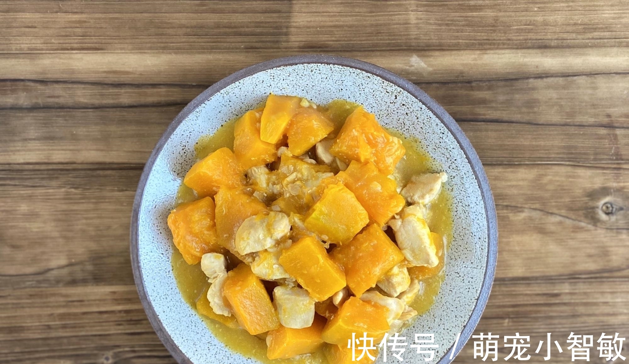 贝贝南瓜|5岁女儿跟妈妈吃一个月减肥餐,妈妈瘦了女儿重了,闺蜜:很正常