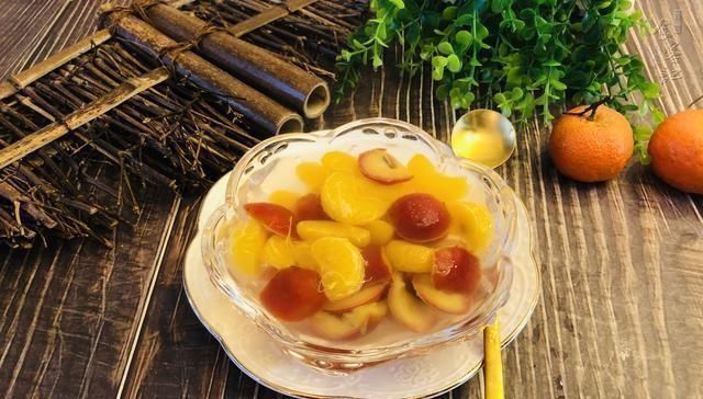 砂糖|咳嗽总不好90岁老奶奶用3种食材一起煮,润肺止咳,全家不咳嗽