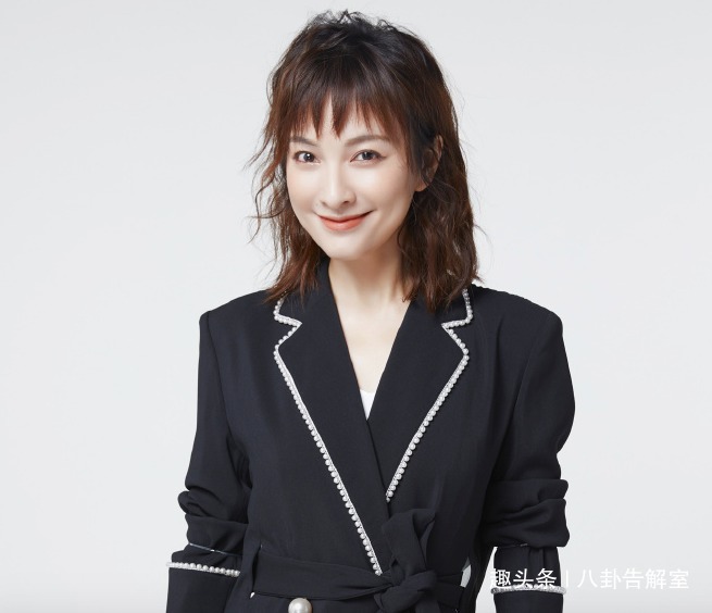 吴昕不再坚守《快本》,跑去江苏台主持节目,是金子总会发光的!