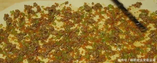 终于找到了！早餐最好吃的做法，不蒸不油炸，层层裹着馅料，真香