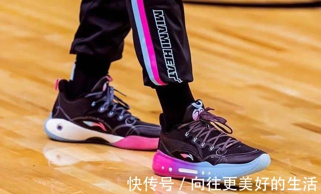 态极 匹克态极跑鞋“芯”升级,超临界发泡还能怎么玩!