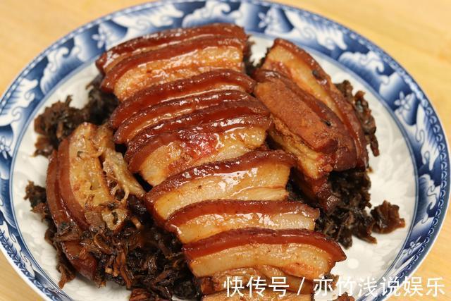 梅干菜|做扣肉时，牢记“2不放7窍门”，蒸出的扣肉肥而不腻，软烂入味