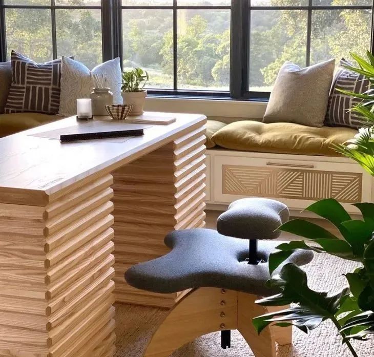 办公椅|居家第N天,某宝给我推了“盘腿神器”