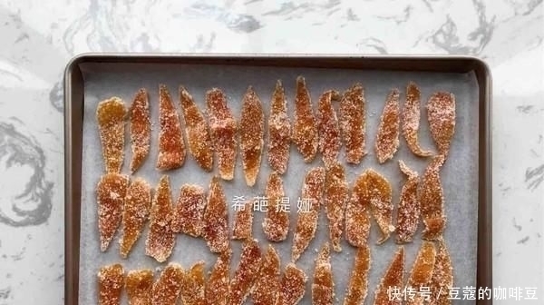 喉咙|嗓子痒总想咳嗽的人,拿它当零食吃,化痰液润喉咙,不懂可惜了