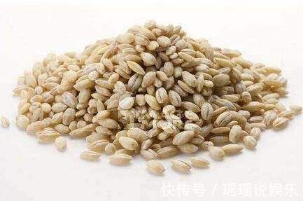 酸枣仁|它是纯天然的“安眠药”,拿它泡水喝,让失眠和自己说拜拜