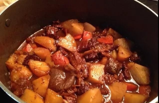 大厨教你做中午菜谱大全家常菜，营养又健康，做法很简单又健康