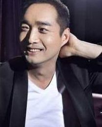 |搞笑十筒:队友直接自雷?打不过掉大分,竟让我买奶茶赔偿?