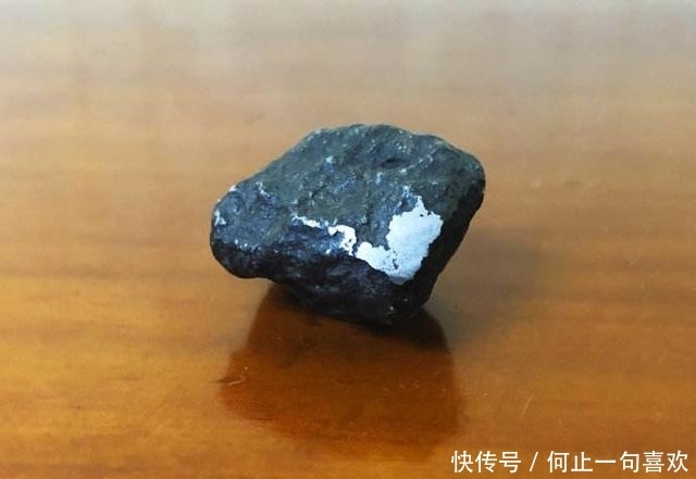 石头|世界上最昂贵的石头,1克能卖到2亿,黄金钻石比不了,捡到别扔