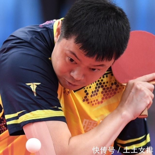 河北队|3-0横扫梁靖崑!41岁老将2天6场比赛,在球迷心里他就是冠军