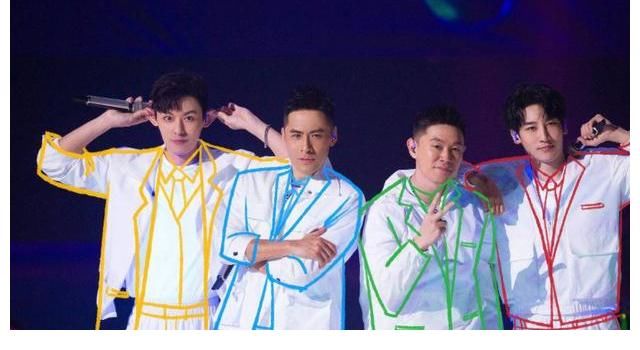 真声|综艺《披荆斩棘的哥哥》，一团糟的舞台是怎样造成的？