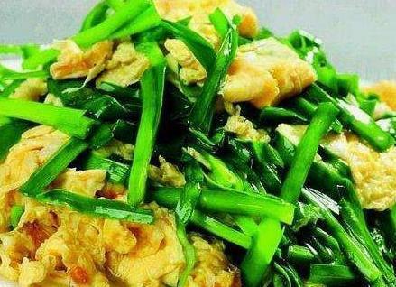 小蛮腰|夏季全家想长寿全靠吃，3种食物离不开，促进代谢，预防便秘