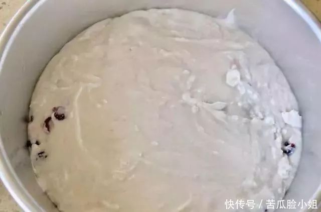 一盒牛奶一碗米，六克酵母四勺糖，在家制作儿时最爱的美食蒸米糕