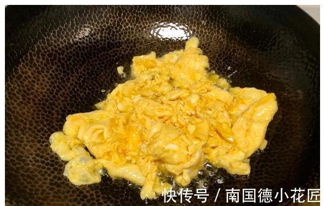 菠菜|春天吃荠菜、韭菜不如吃它，每斤不到1元钱，被称为“菜中之王”