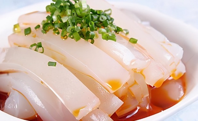 肝脏|爱喝酒的注意,以下4种食物,建议不要在喝酒的时候吃,来看一下