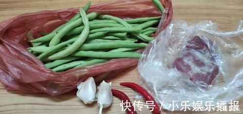 四季豆炒肉|这菜有点贵，为了孩子别舍不得吃补钙强过牛奶，孩子多吃猛长个