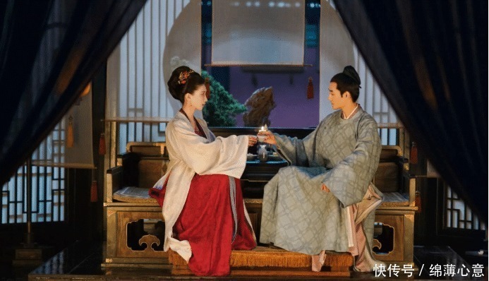 坠马髻|宋代女性的发式又简又仙，我们只会拉直烫头，跟宋代相比差远了