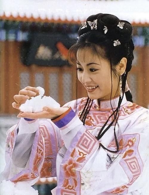 小燕子|《还珠格格》23年了，这8位演员后来怎么样了？