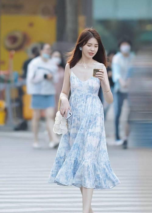 旗袍式连衣裙，干净优雅，温婉有气质