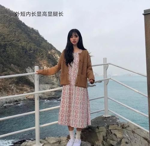 初春最时髦的3款连衣裙，5种搭配法则，掌握多种风格