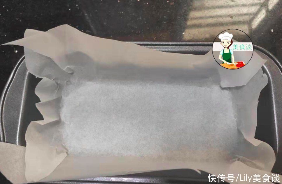 冷天红豆和此是绝配，一拌一蒸就好，又香又解馋，大人孩子都爱吃