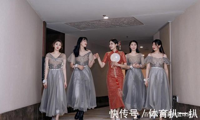 河北女排|恭喜!中国女排又一25岁美女主攻结婚,4大伴娘全是大长腿太美了