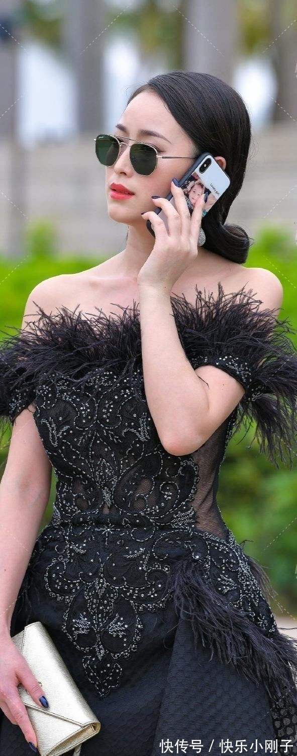 公式 时尚成熟的连衣裙穿搭年轻有气质,时尚气息扑面而来,挺拔有型