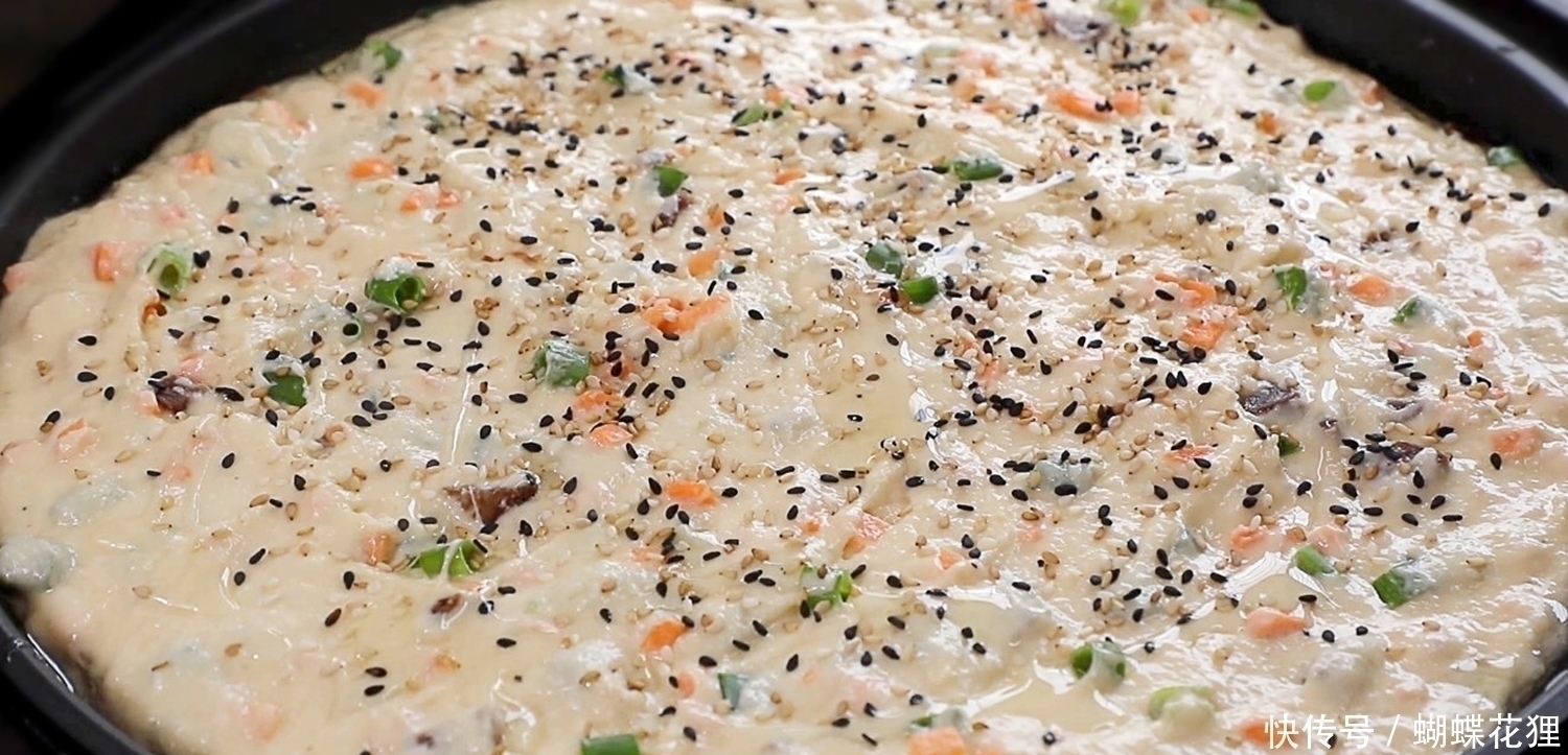 酥脆|大米新吃法，加3个鸡蛋，不煮不蒸，酥脆又筋道，孩子抢着吃