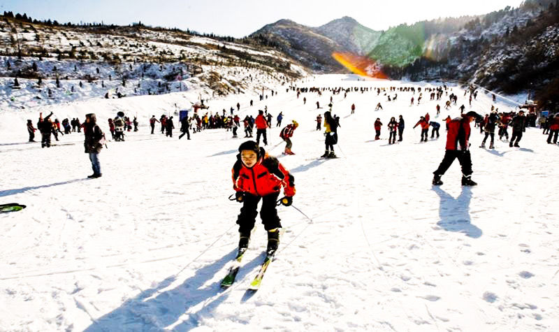 滑雪胜地|美景山东｜冰天雪地里的快乐“飞翔”——山东滑雪胜地推介