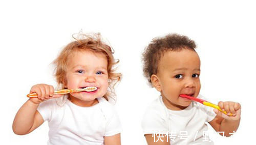 乳牙|儿子长了一口“鲨鱼牙”,妈妈连忙送医,医生无知害了孩子