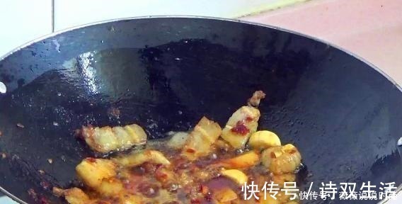 五花肉|草鱼这样做最好吃!不用煎不用炸,不加一滴水,3斤大草鱼不够吃